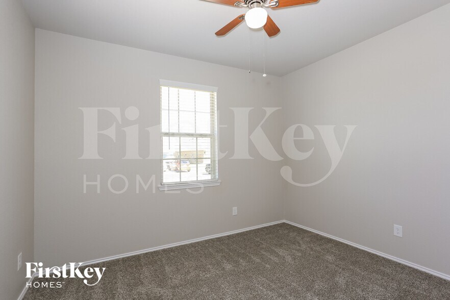 Building Photo - 4411 Andorno Dr