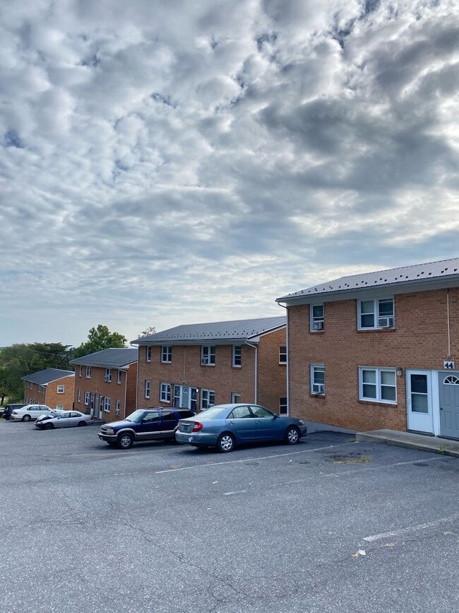 Building Photo - Apartment for Rent in Verona