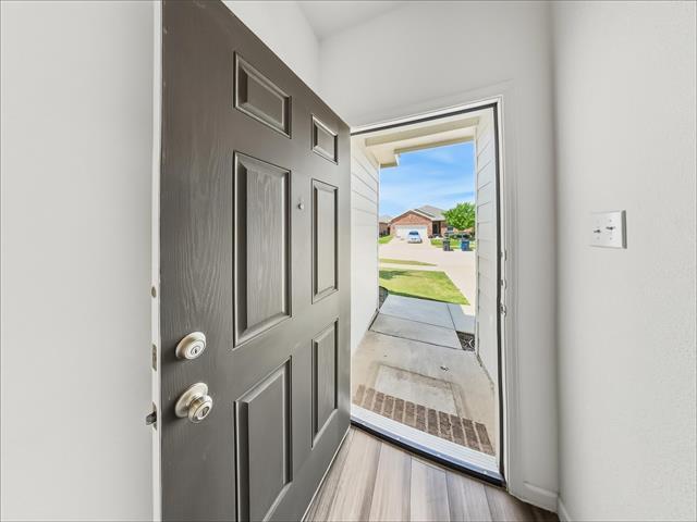 Building Photo - 1713 Escondido Dr