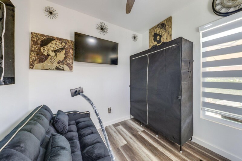 Building Photo - 3609 SW 58th Ave