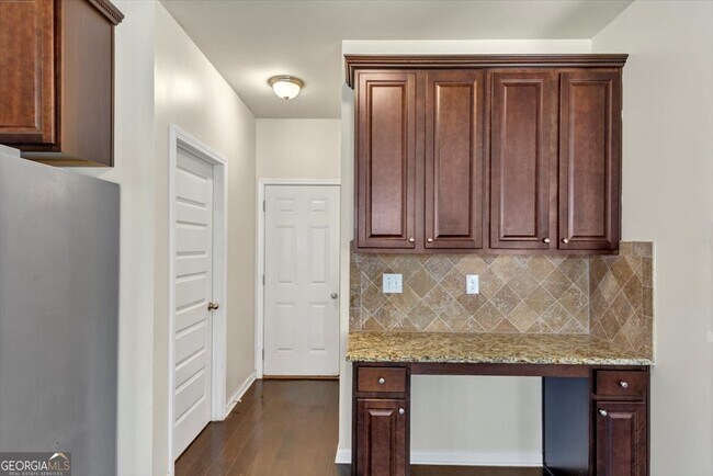 Building Photo - 3777 Shady Maple Dr