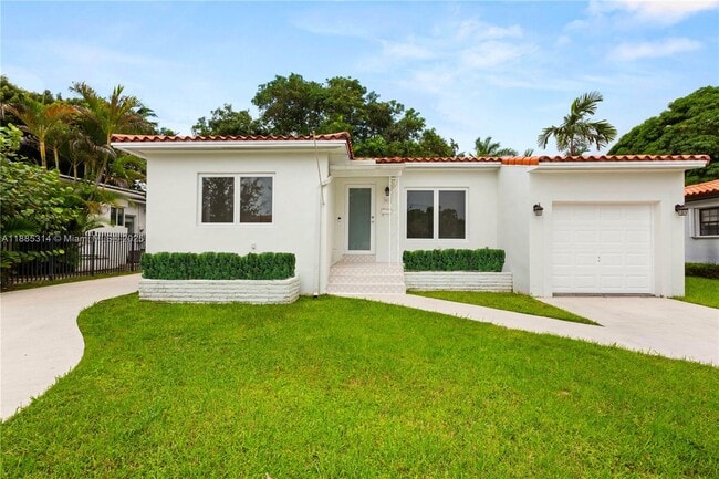 Primary Photo - 3018 Coconut Grove Dr