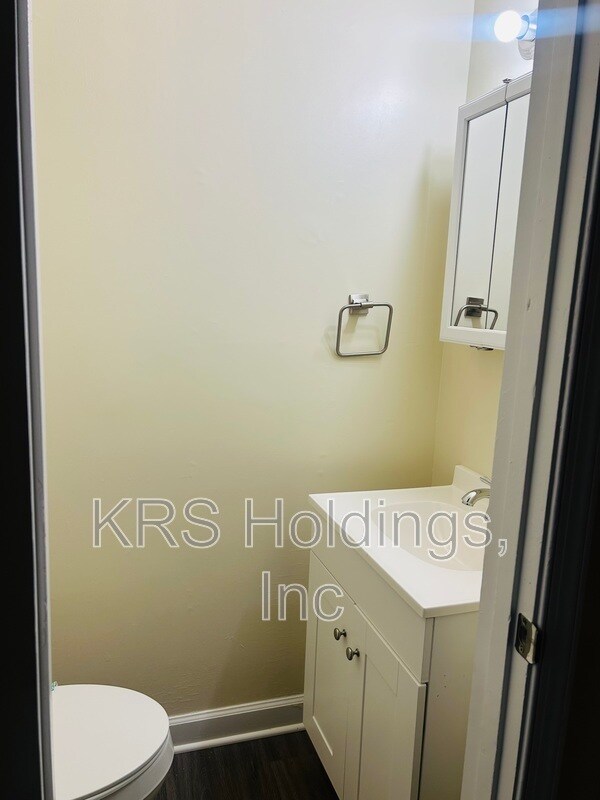 Building Photo - 5238 Goolsby Ct
