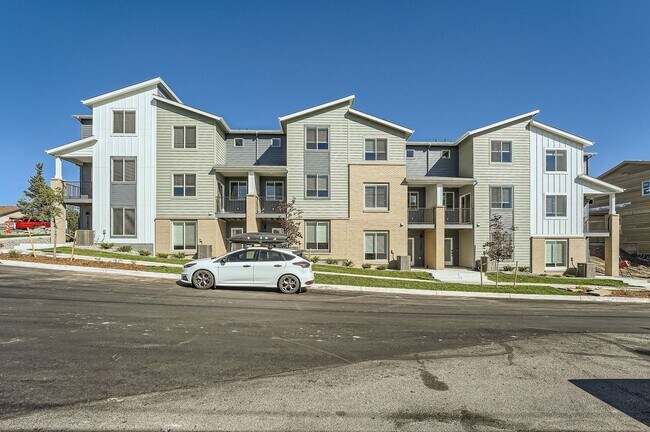 Building Photo - 11655 W 16th Ave