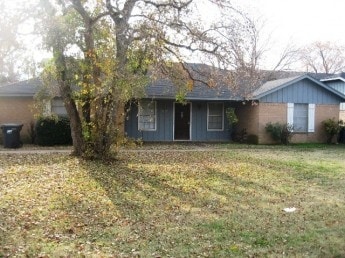 Building Photo - Kenwood Heights