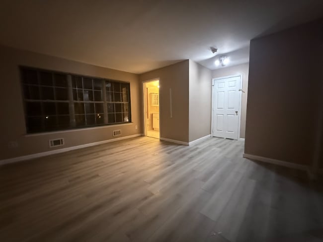 Building Photo - 708 Stony Brook Way