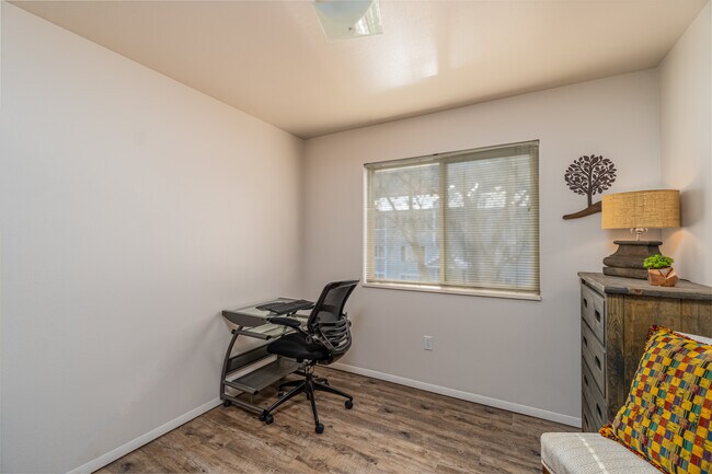 Primary Photo - 60 Westwood Pl