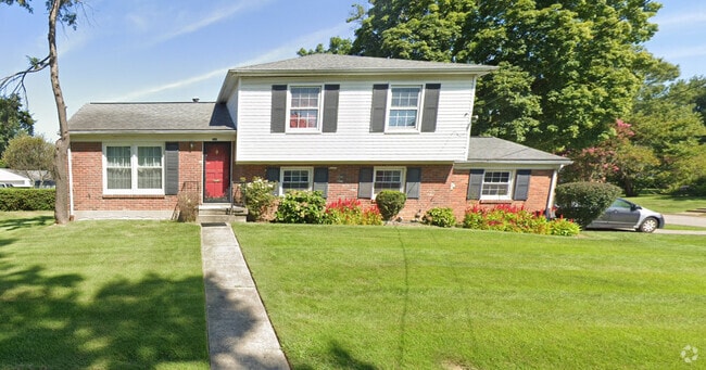 Building Photo - 2909 Thistlewood Dr