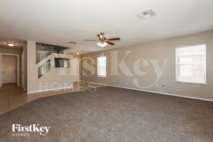 Building Photo - 31351 N Blackfoot Dr