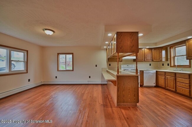 Building Photo - 189 Johnson St