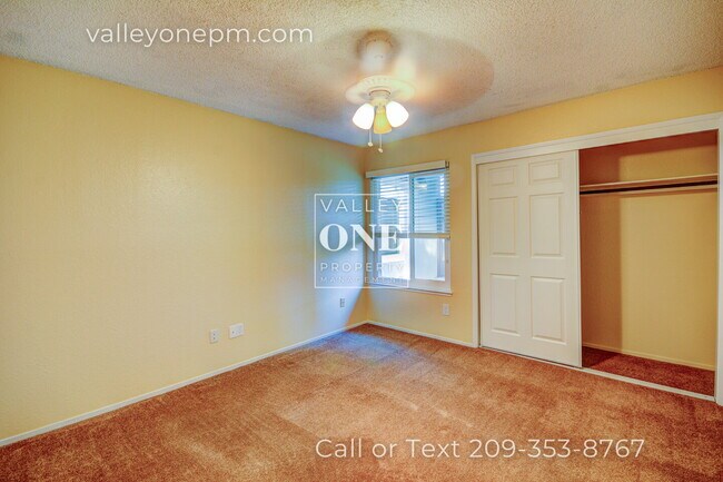 Building Photo - Experience Pet-Friendly Resort Living! Fea...