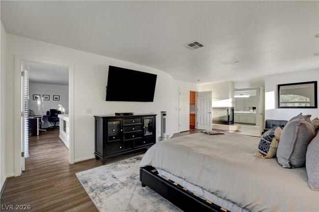 Building Photo - 1721 Sweet Pea Ave