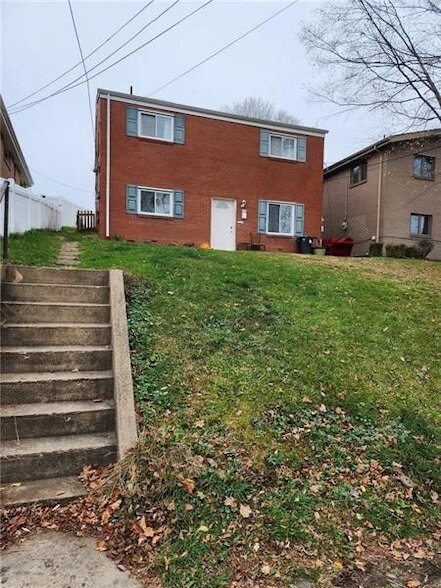 Building Photo - 4461 Highridge St