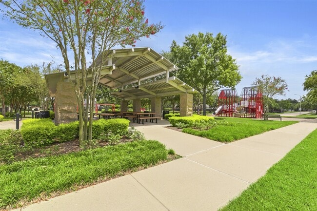 Building Photo - 21131 Beech Landing Ln