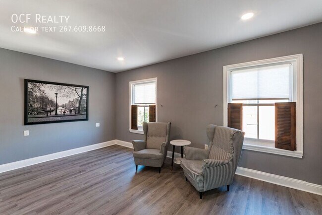 Building Photo - 1620 Mt Vernon St