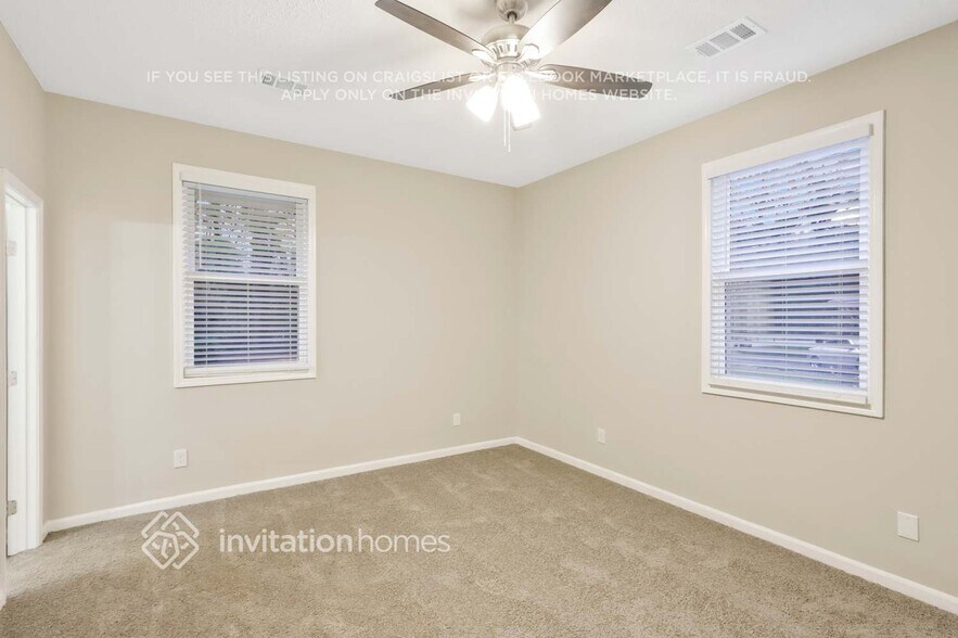 Building Photo - 3382 Saxony Way