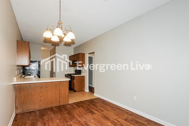 Building Photo - 1180 Brady Hollow Ln