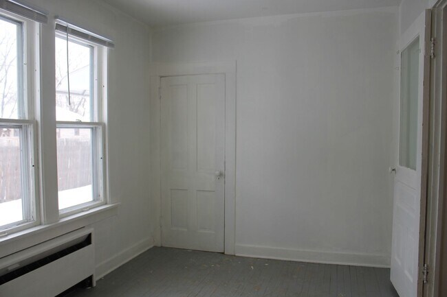 Building Photo - 712 McDonough St