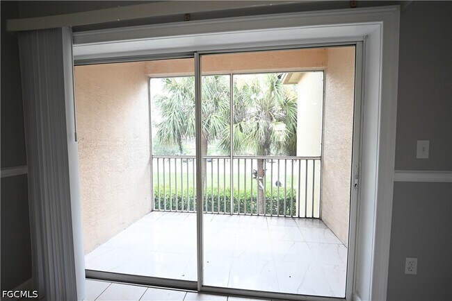 Building Photo - 15433 Bellamar Cir