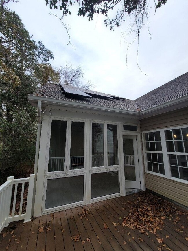 Building Photo - 516 June Bug Ct