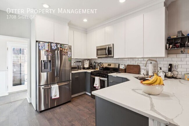 Building Photo - 1708 Sigel St