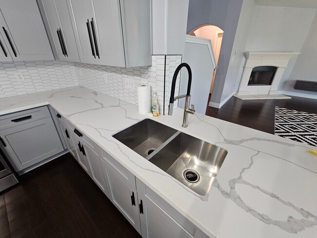 Building Photo - 1815 Creegan Park Ct