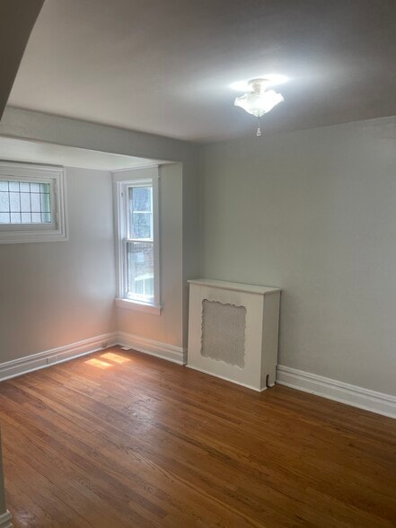 Building Photo - 5244 Bancroft Ave