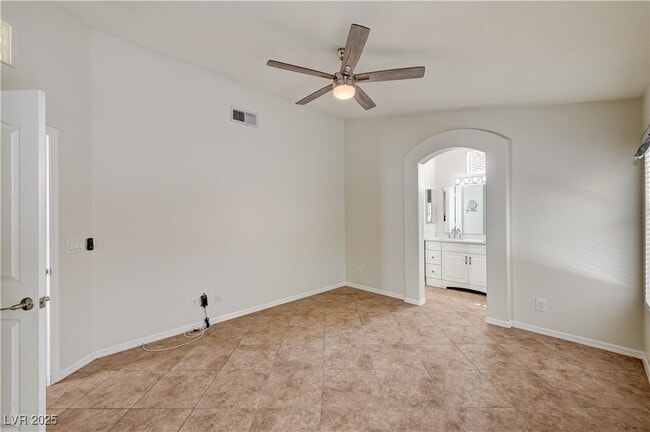 Building Photo - 9845 Lenox Crest Pl