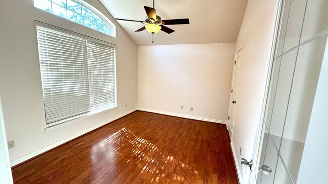 Building Photo - Spacious Stonegate Retreat with Home Office & Outdoor Living