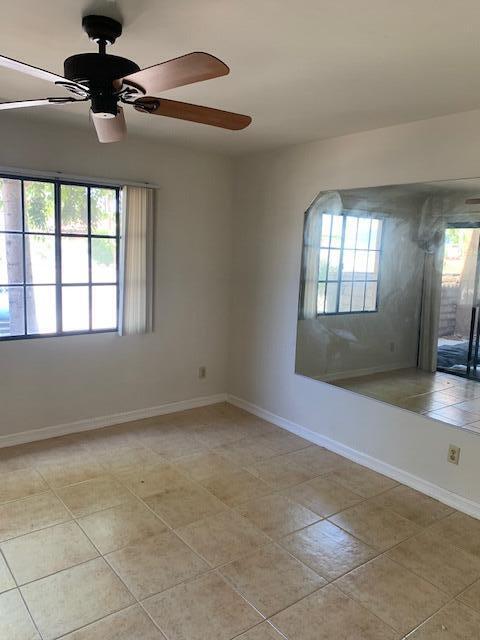 Building Photo - 291 E Mel Ave