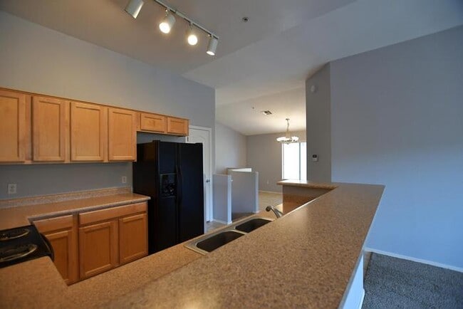 Building Photo - 2 bed 2 bath 1 car garage in Augusta Ranch area