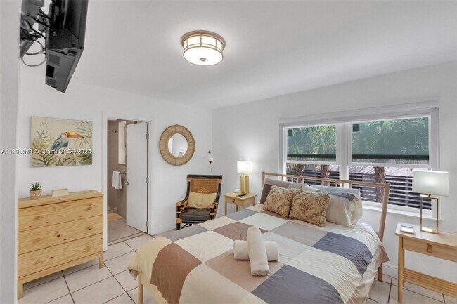 Building Photo - 1033 NW 6th St