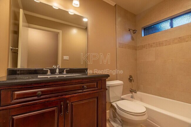 Building Photo - 1056 Cameron Way