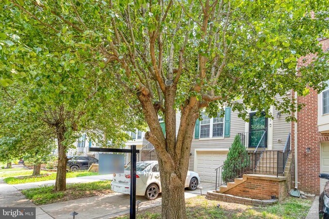 Building Photo - 2599 Grayton Ln