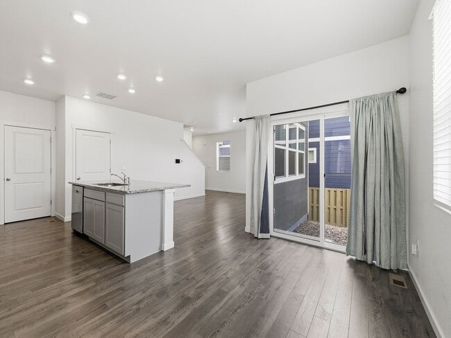 Building Photo - Beautiful Home in Severance with 3-Car Garage, Fenced Yard, and Central A/C!