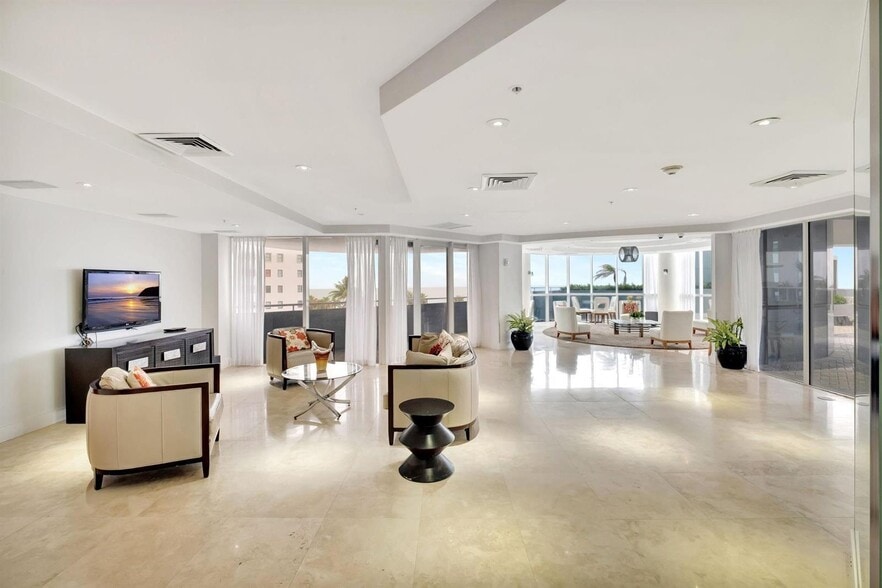 Building Photo - 6301 Collins Ave