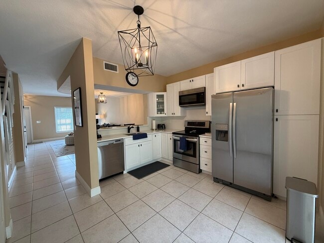 Building Photo - 947 Kokomo Key Ln