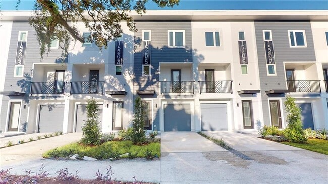 Building Photo - 1520 N Pierce St