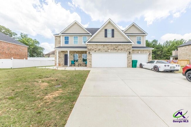 Primary Photo - 244 Oakley Ct