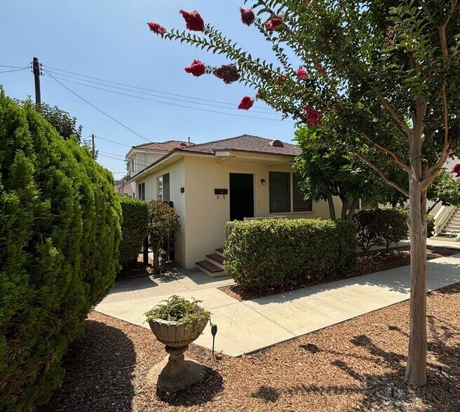 Building Photo - 1611 S Atlantic Blvd