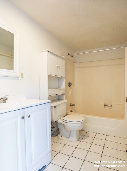 Building Photo - 10 Shepard St