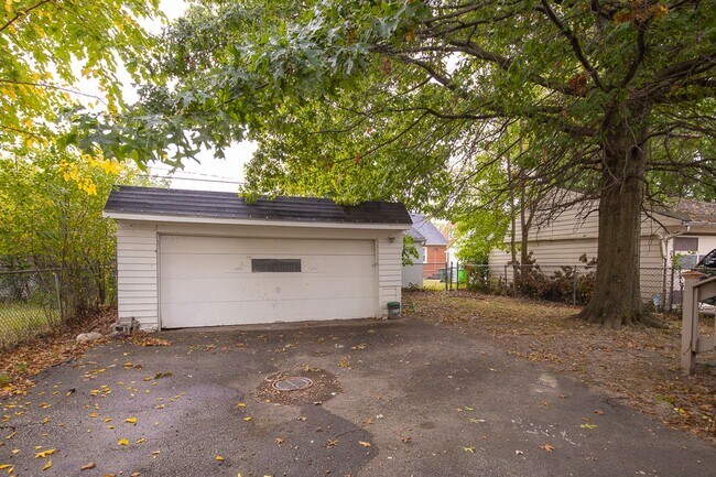Building Photo - 21180 Westport Ave
