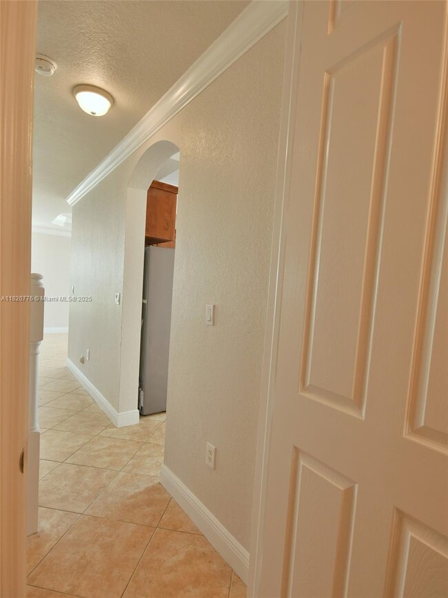 Building Photo - 8940 SW 228th Ln