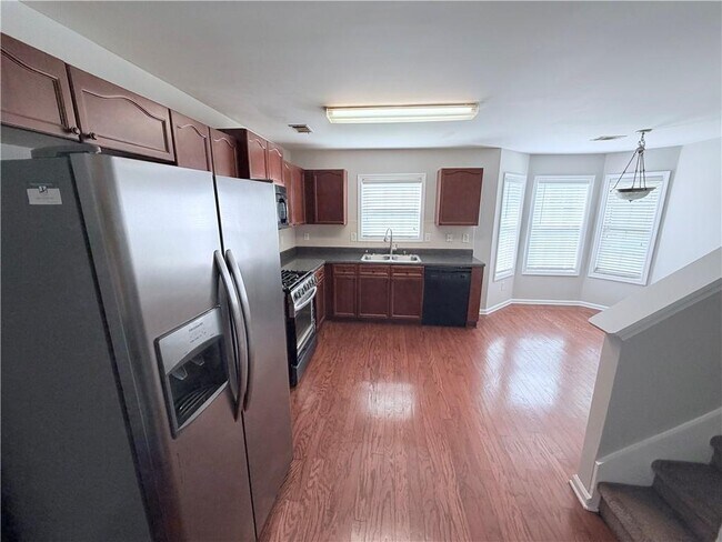 Building Photo - 3816 Landing Terrace