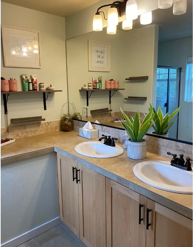 Building Photo - Beautiful 3 Bedroom Home Located in The Meadows at Baseline Woods Neighborhood Close to Nike and ...