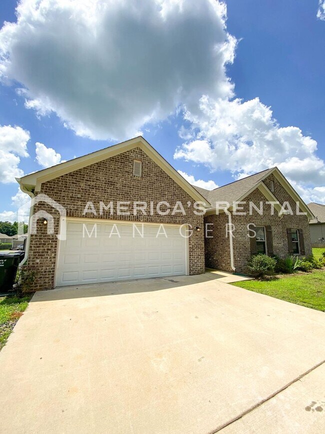 Building Photo - Home for Rent in Clanton, AL!