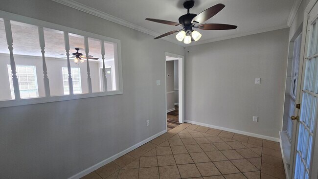 Building Photo - 123 Moss Creek Dr