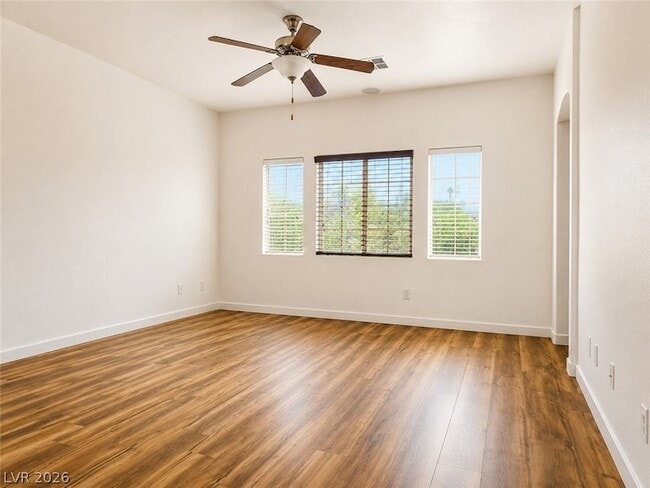 Building Photo - 2880 Sparkling Sea St
