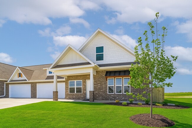 Building Photo - The Lodge at Been Road Villas 3 Bed, 2.5 Bath