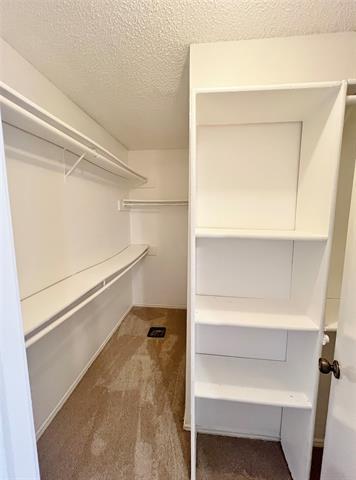 Building Photo - 404 Lincoln Dr